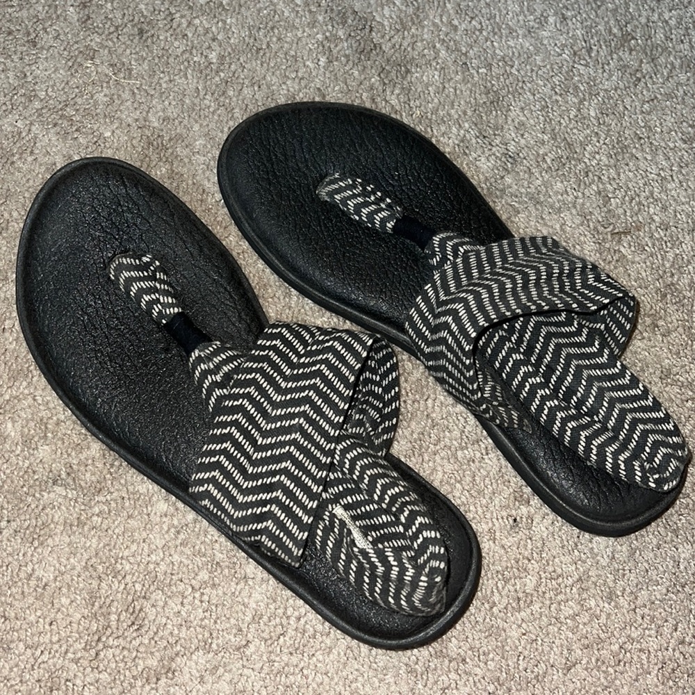 Sanuk yoga sling 2